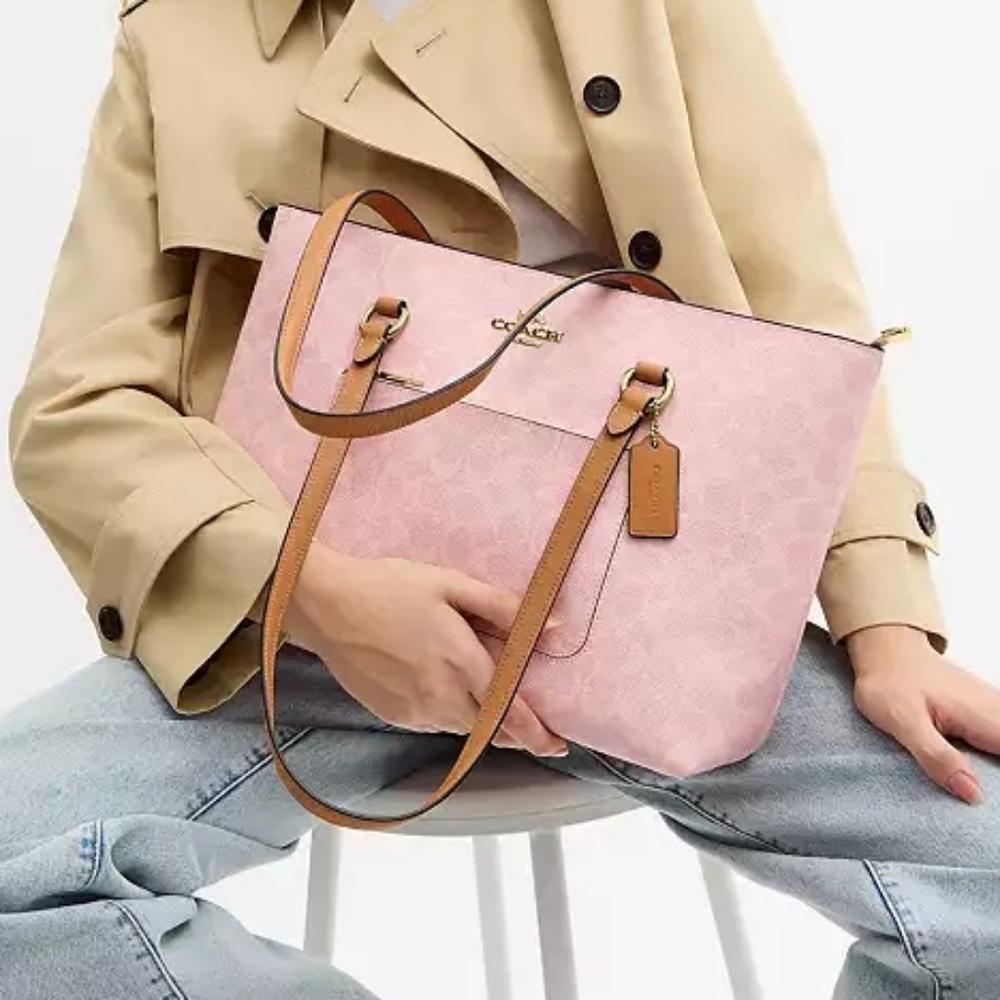 Coach Station Tote Bag In Signature Canvas (Powder pink) - Picture 12 of 16